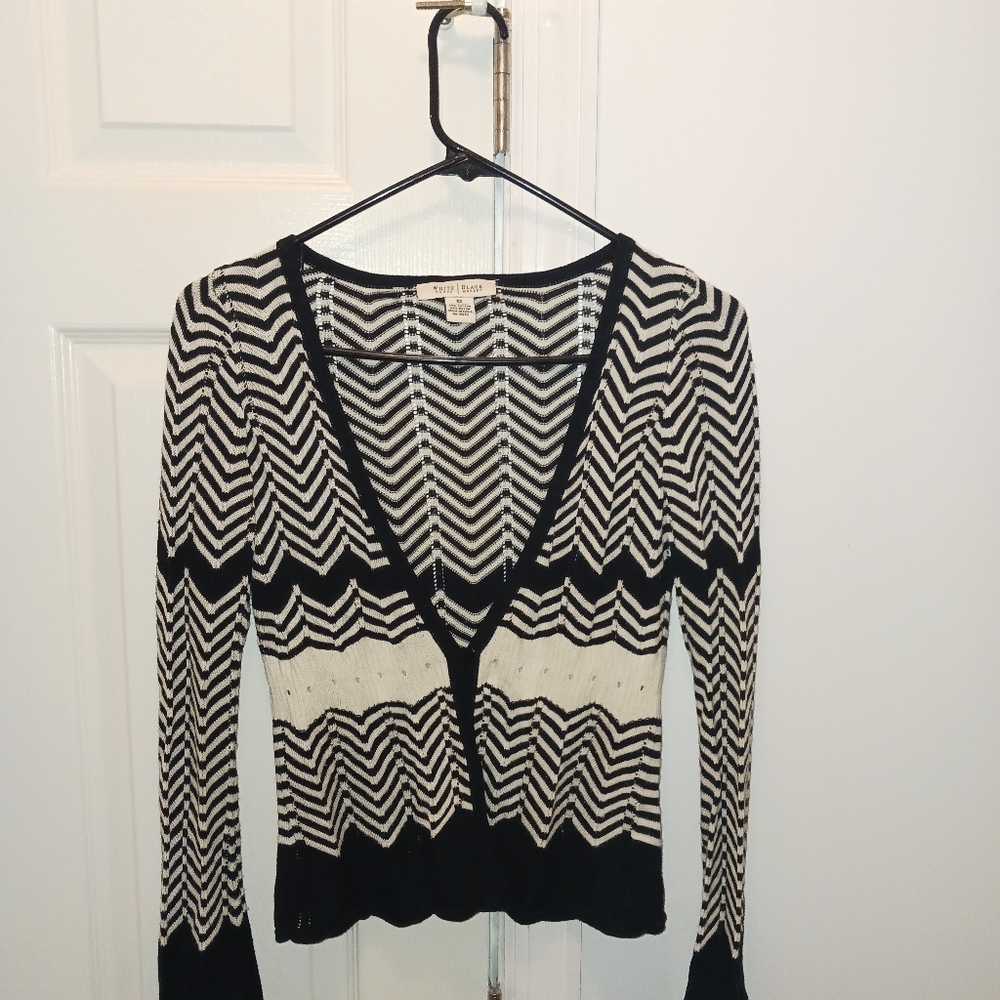 Sweater - Picture 7 of 8